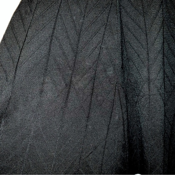 NEW Jessica Simpson Knit Long Sleeve Sweater Dress Size Medium - Picture 5 of 9